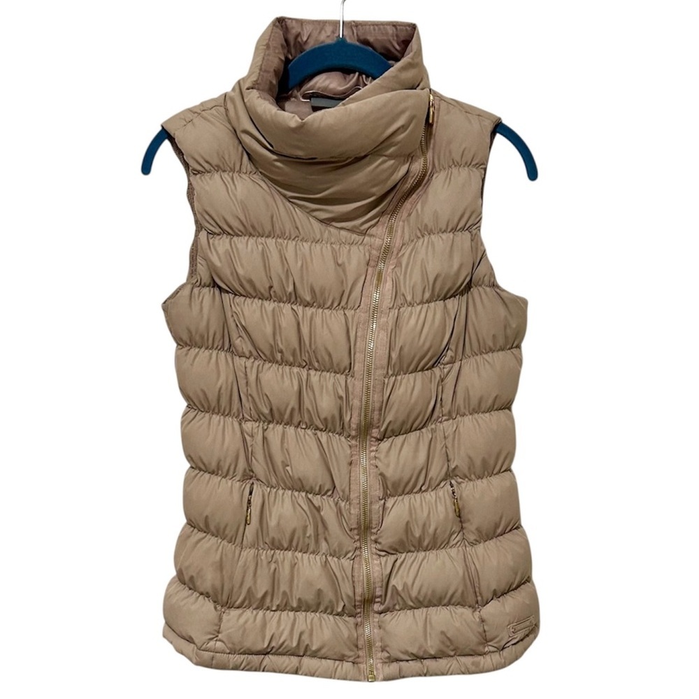 Athleta Light Tan Quilted Puffer Vest. Size Medium - Picture 2 of 12